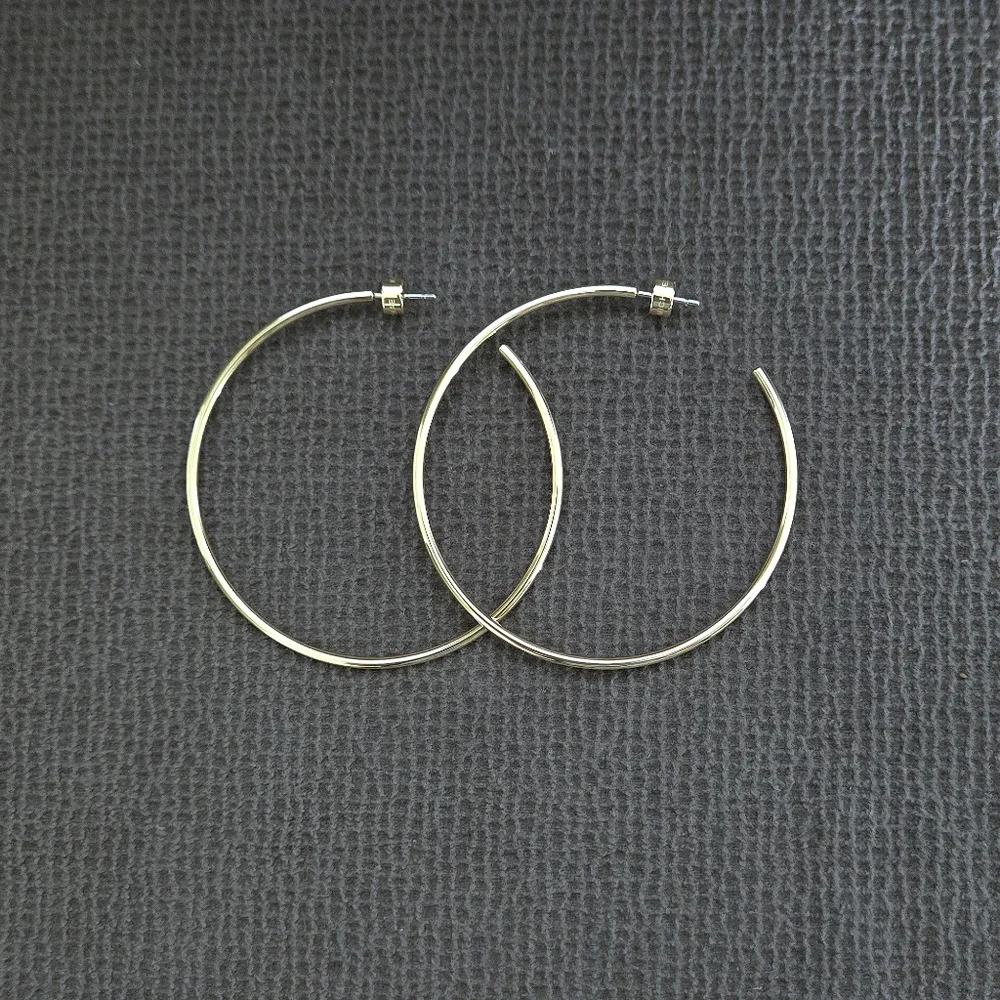 Michael Kors Gold💛 "Cityscape"🏙 Large Hoop Earrings - Picture 12 of 14